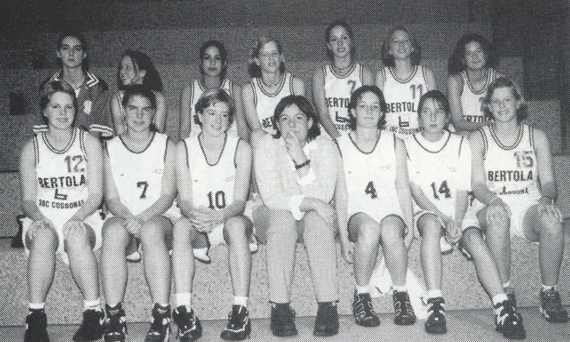 1997-98_juniors_f