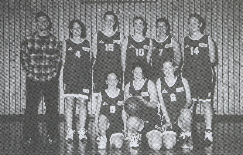 1998-99_juniors_f