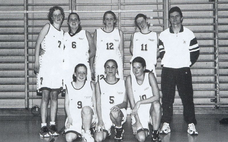 2000-2001_juniors_f